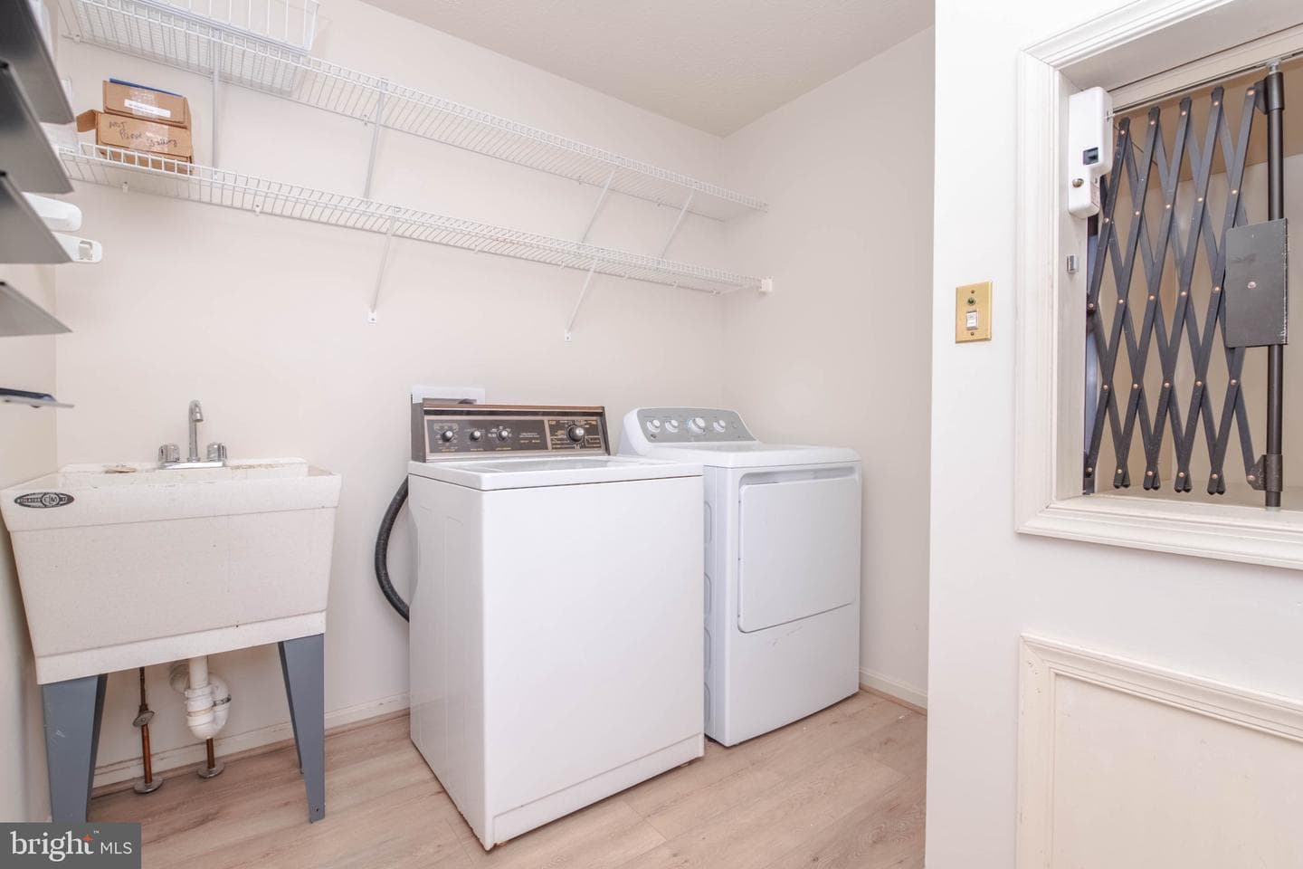 1240 Chateau Green Court photo 50