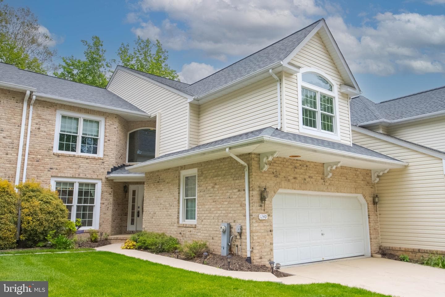 1240 Chateau Green Court photo 7
