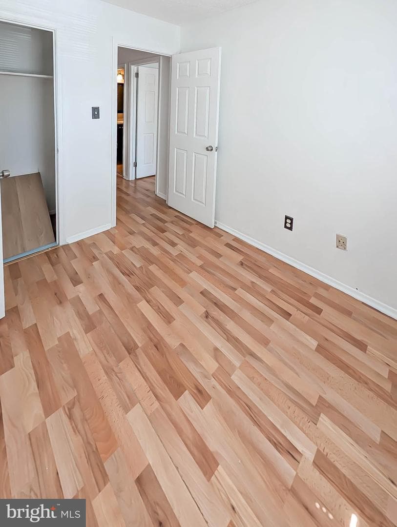 404 Liberty Court photo 15