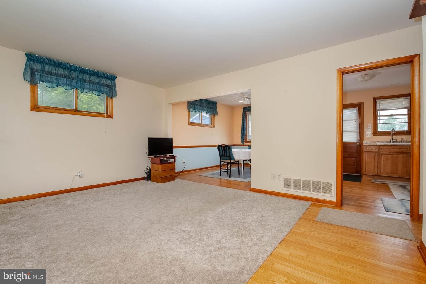 2319 Reckord Road photo 7