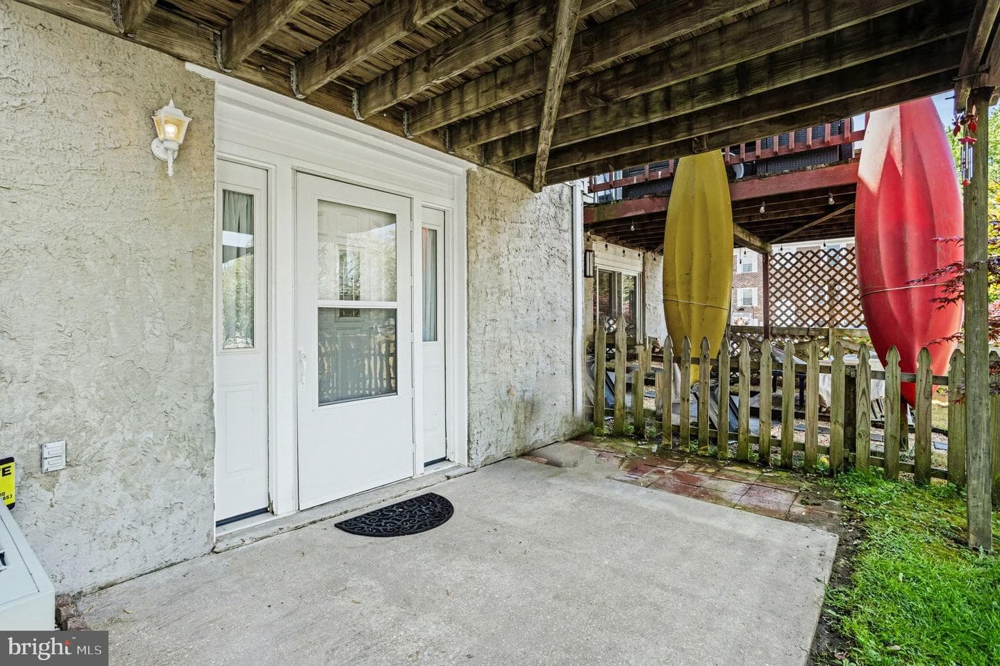 1004 Lake Front Drive photo 32