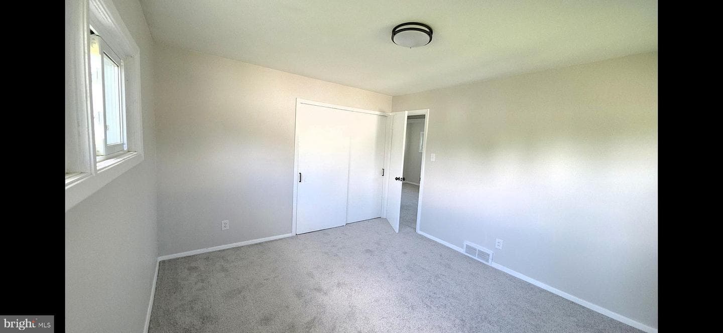 650 Brenda Lane photo 13
