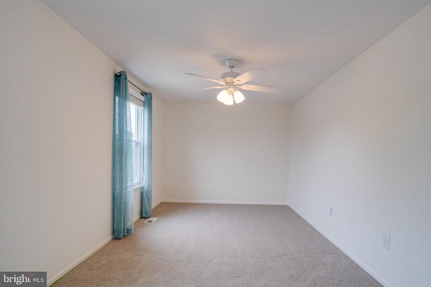 1304 Acorn Ridge Court photo 22