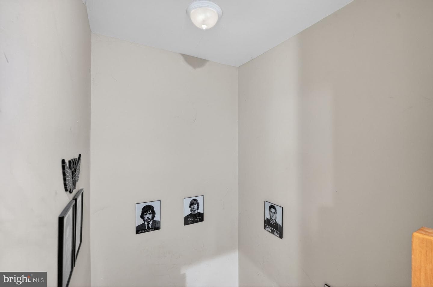 426 Kentmore Terrace photo 37