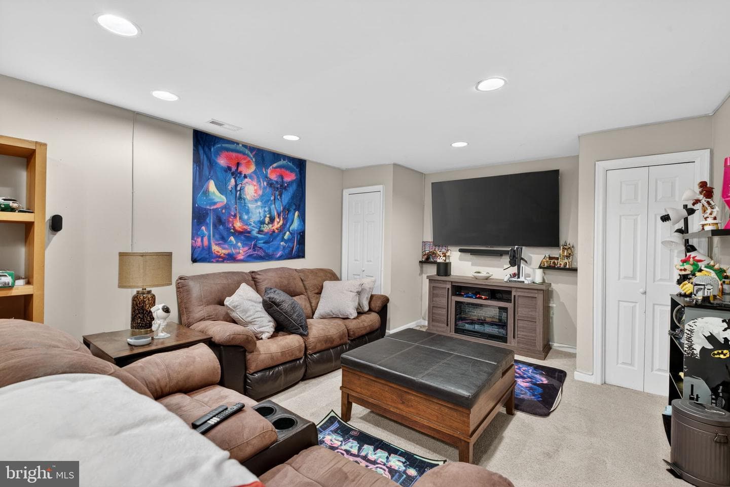 426 Kentmore Terrace photo 38