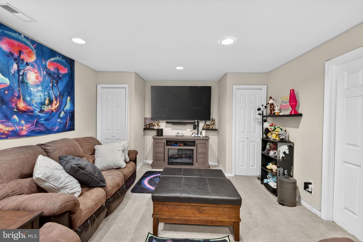426 Kentmore Terrace photo 39