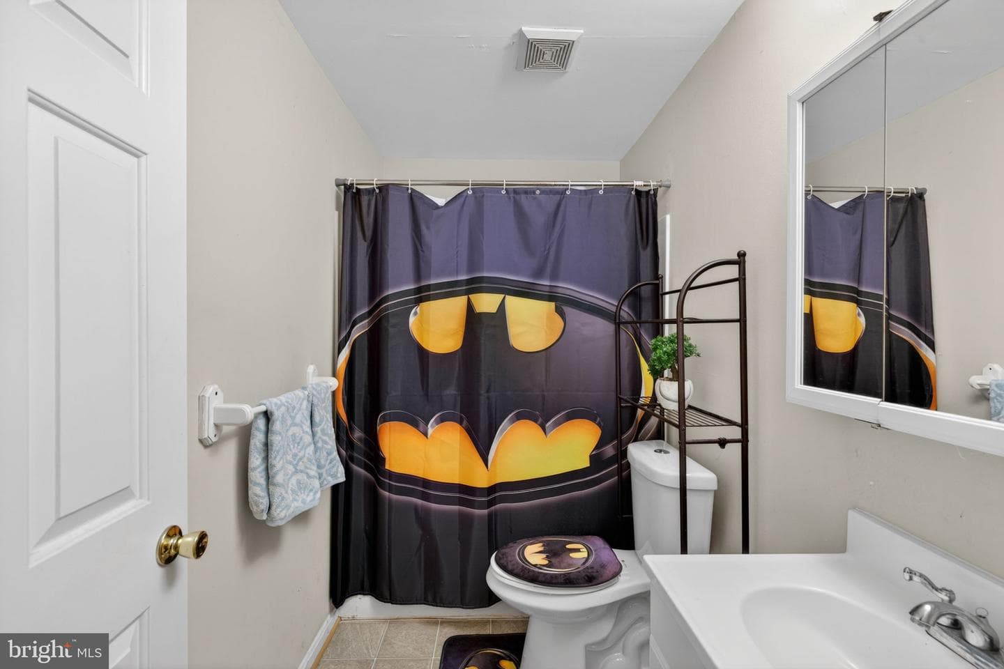 426 Kentmore Terrace photo 42