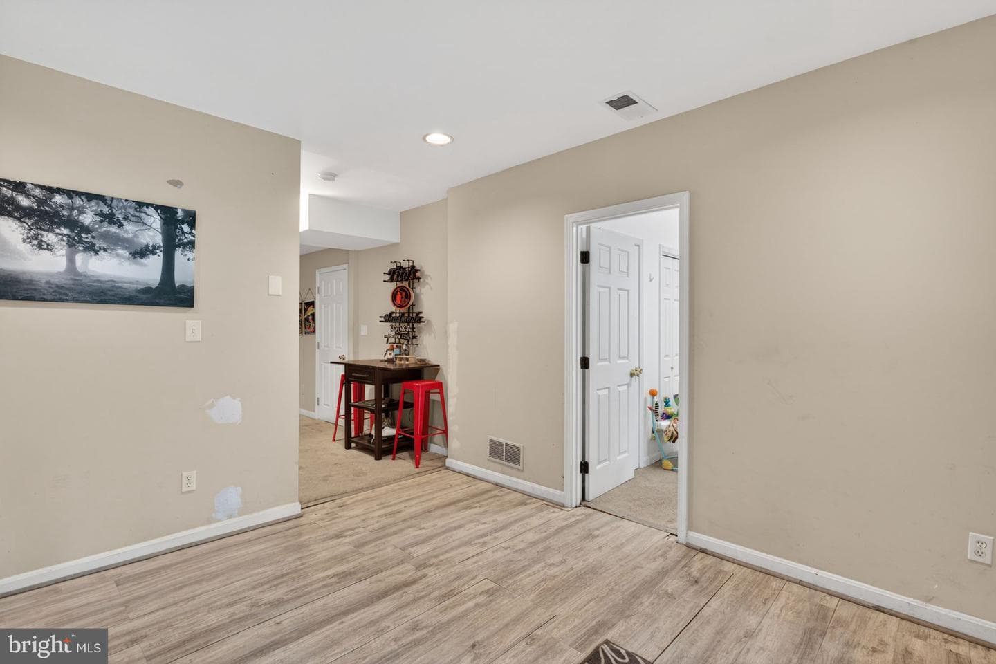 426 Kentmore Terrace photo 49