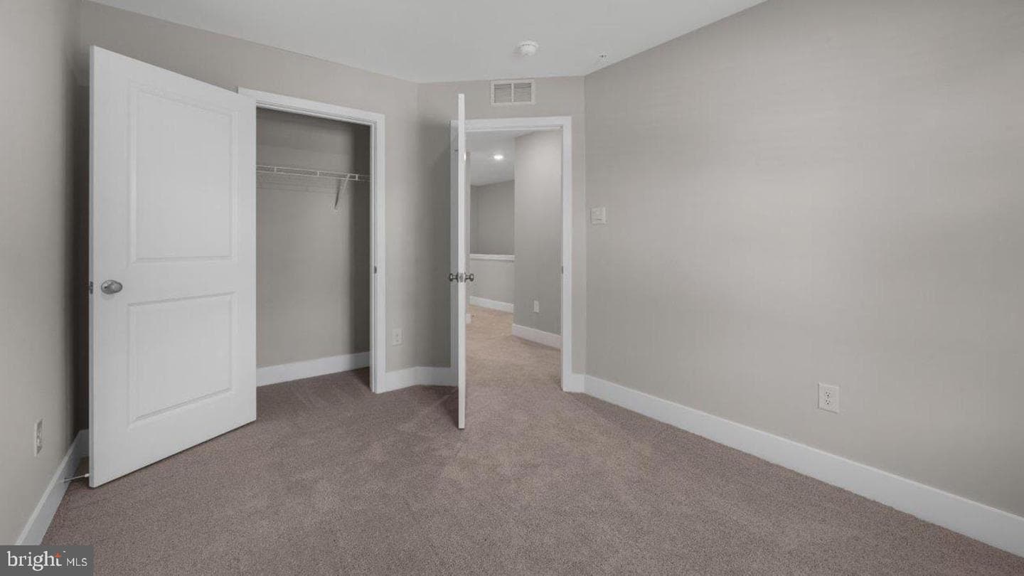 367 Hackley Drive photo 26