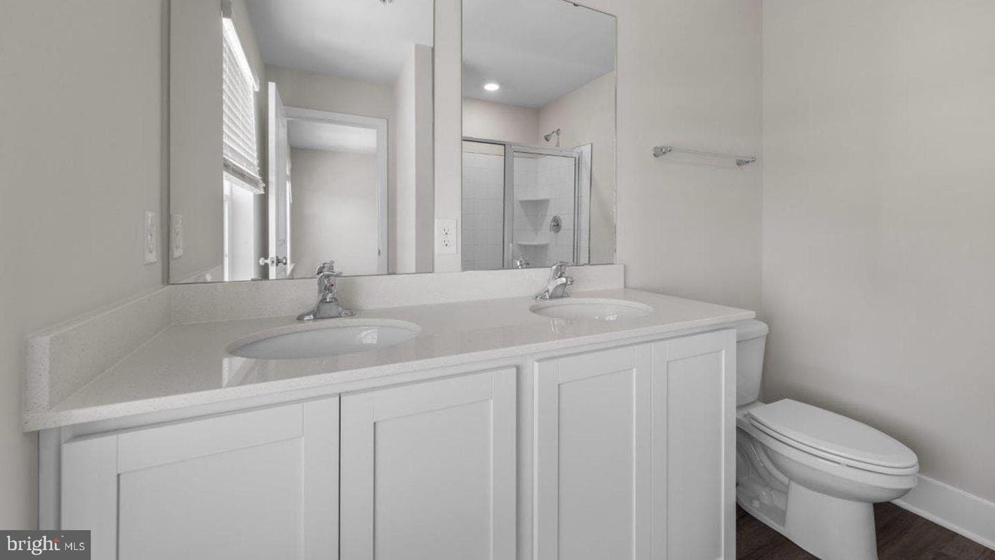 367 Hackley Drive photo 33