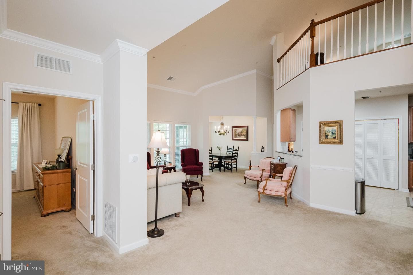 303 Lothian Way #303 photo 3