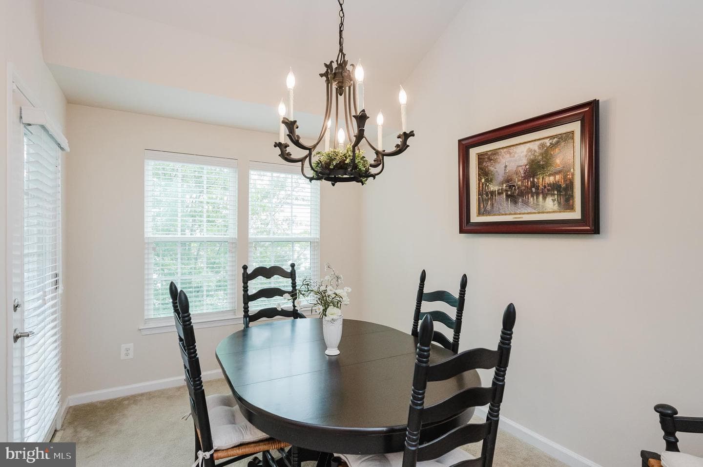 303 Lothian Way #303 photo 6