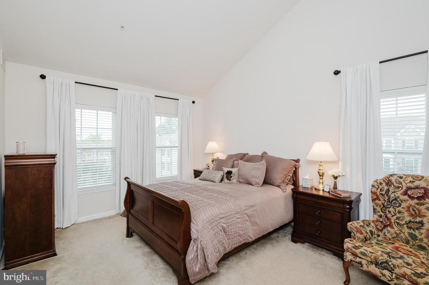 303 Lothian Way #303 photo 8