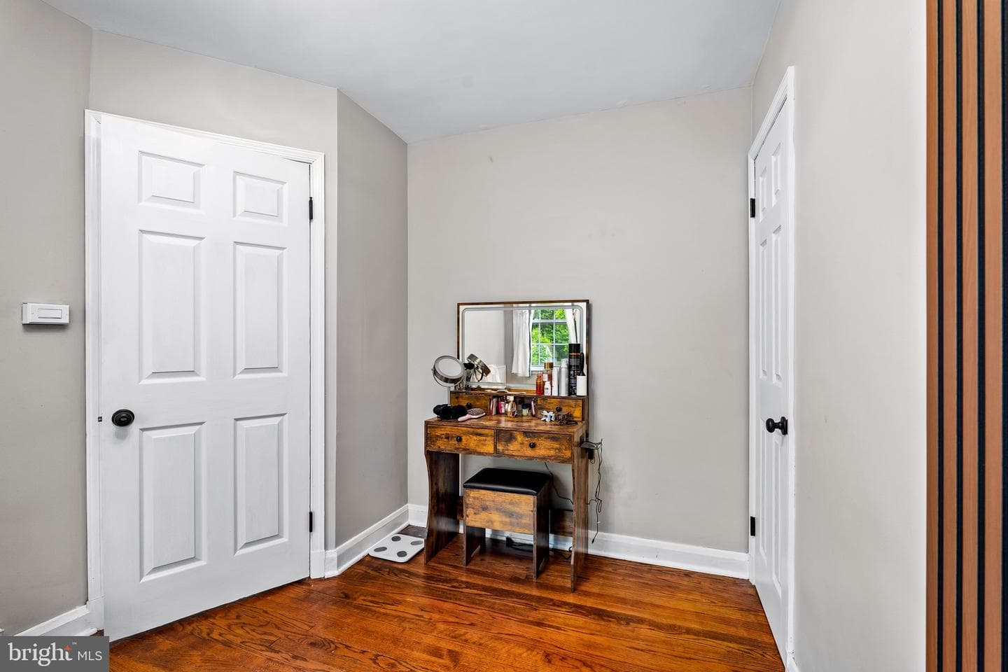 610 Colaine Drive photo 19