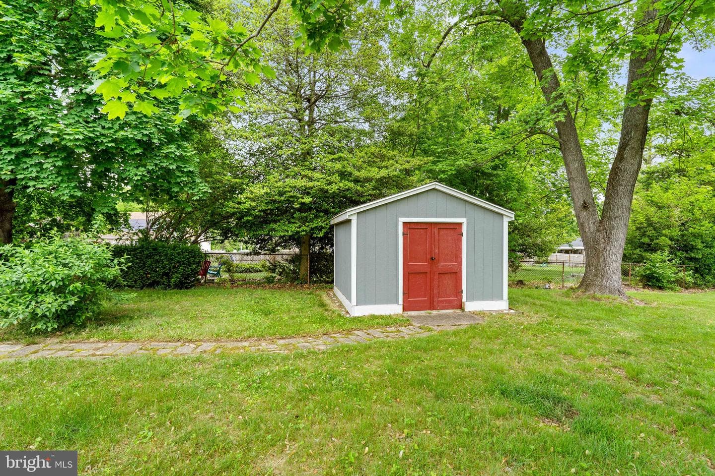 610 Colaine Drive photo 28