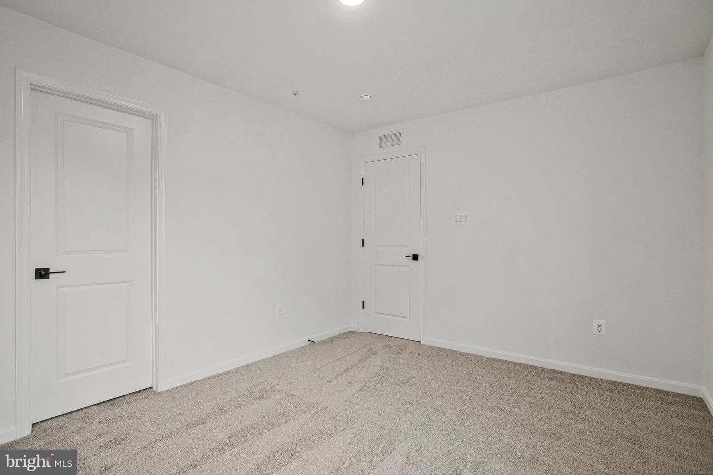 1618 Shady Tree Court photo 29