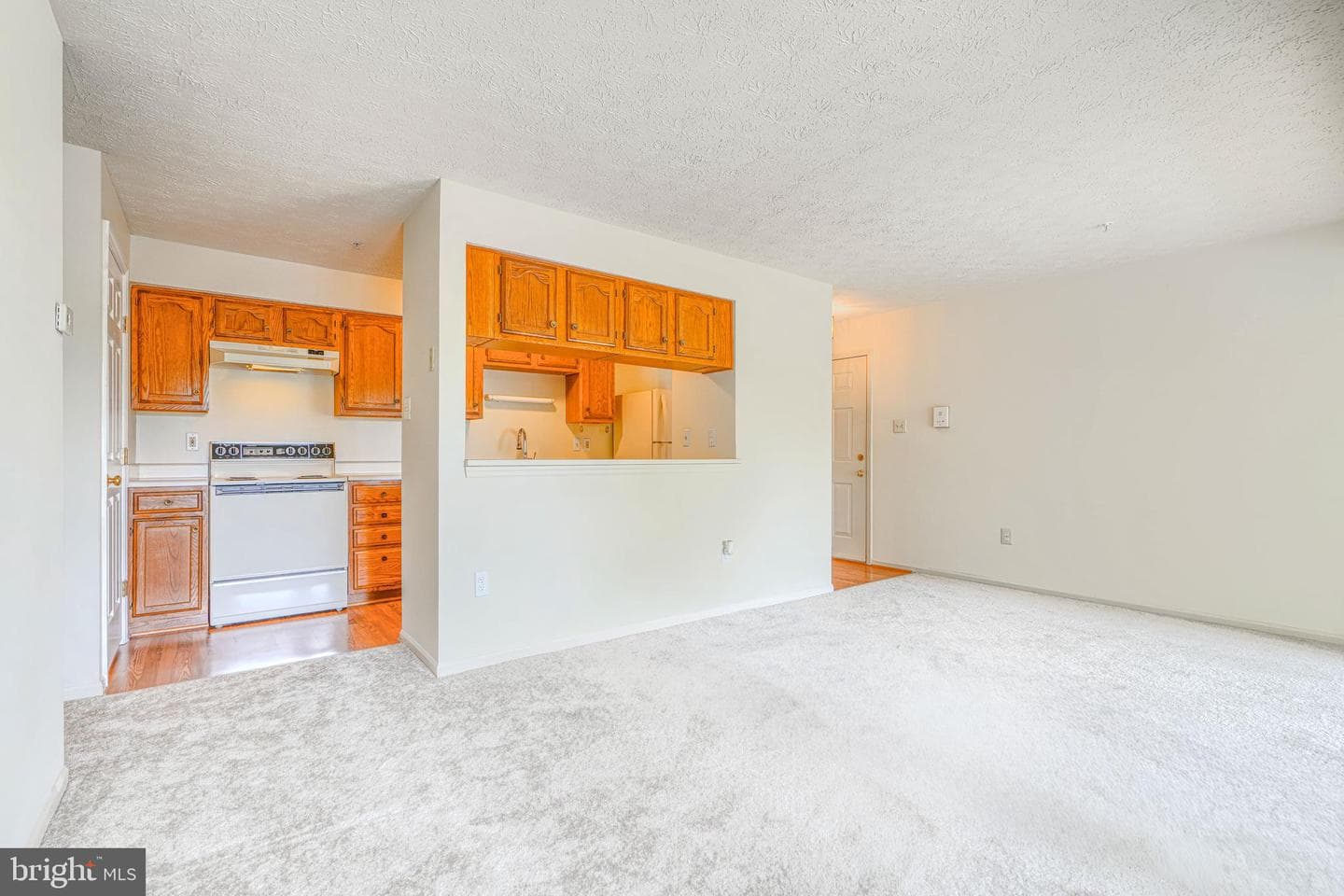 902 Jessicas Lane #902-E photo 12