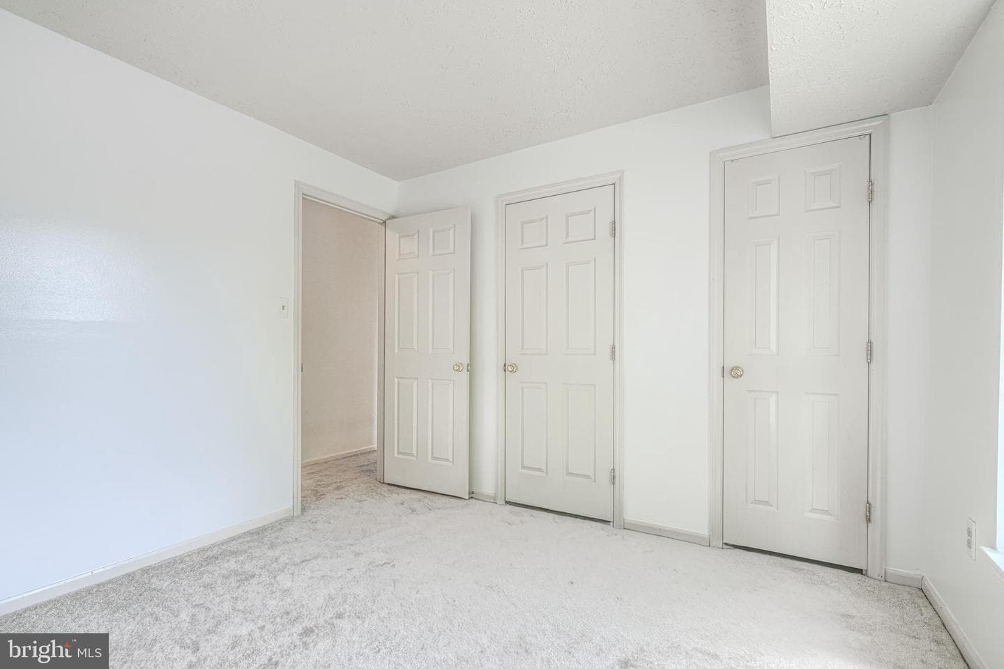 902 Jessicas Lane #902-E photo 19