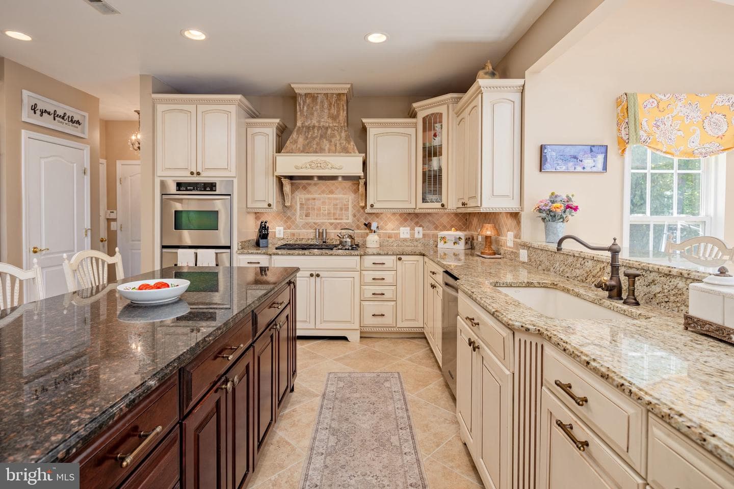 1105 Saddleback Way photo 24