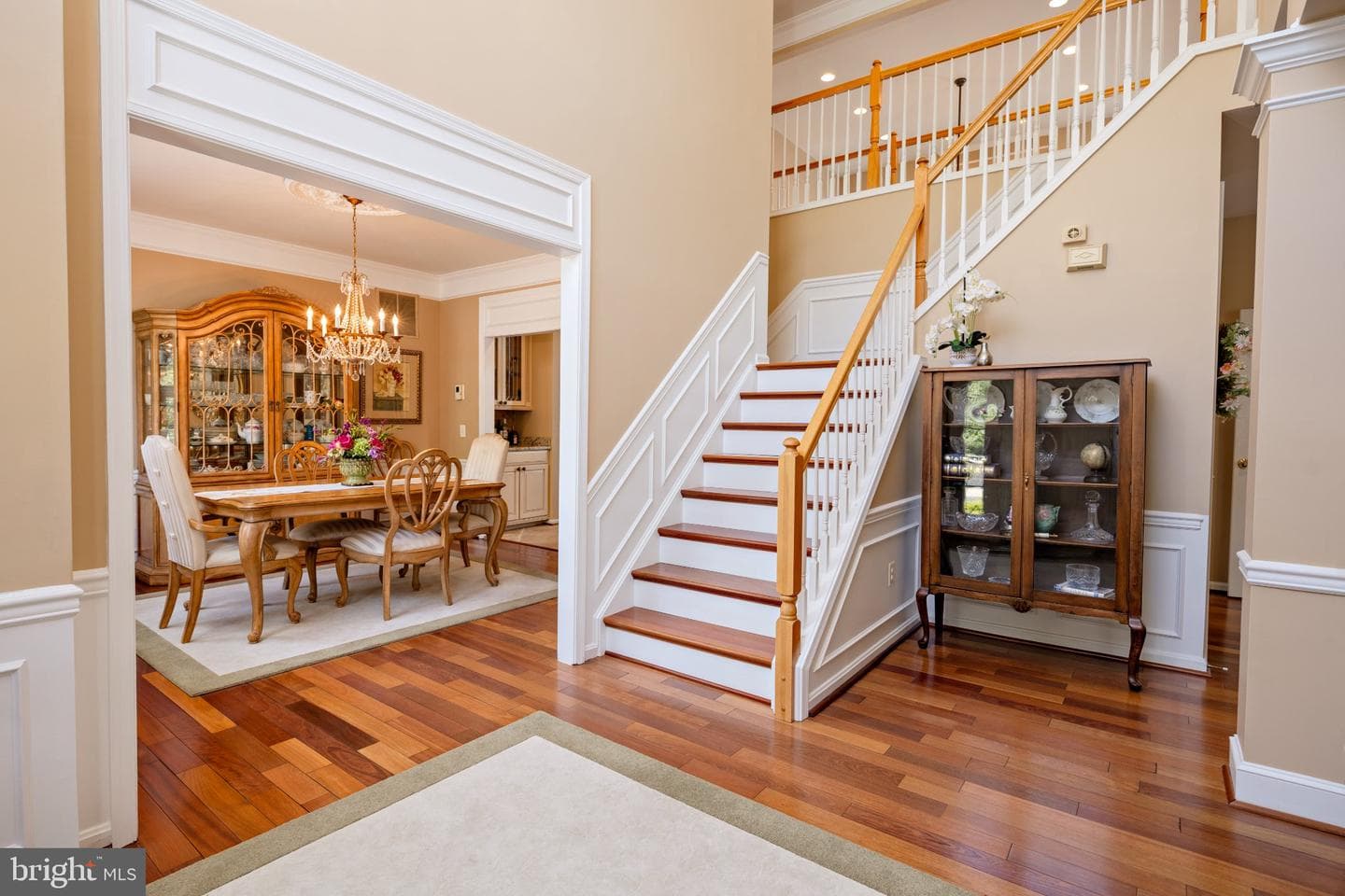 1105 Saddleback Way photo 4