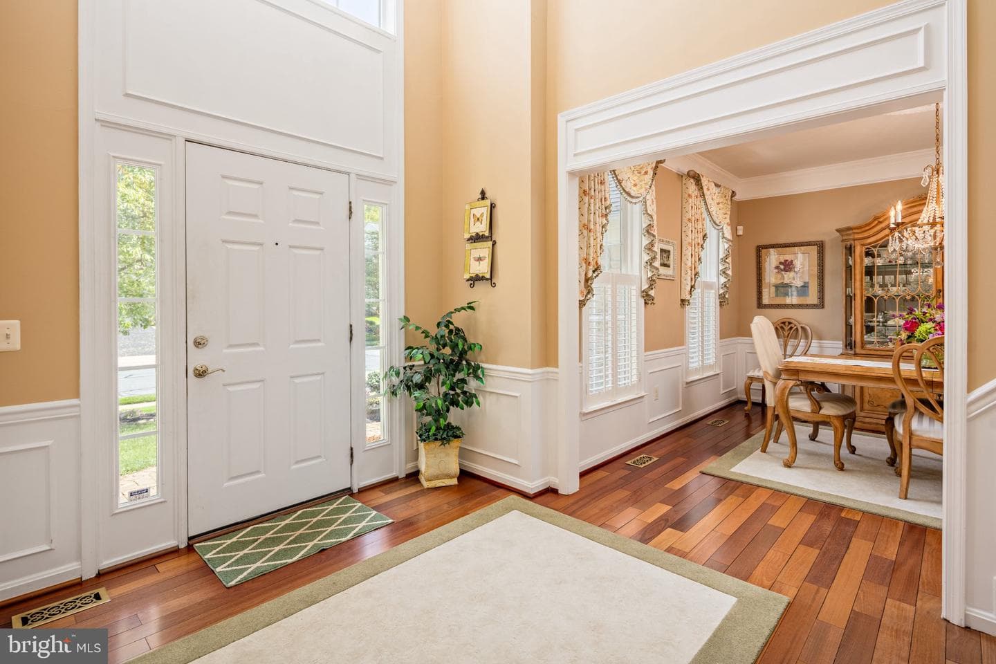 1105 Saddleback Way photo 6
