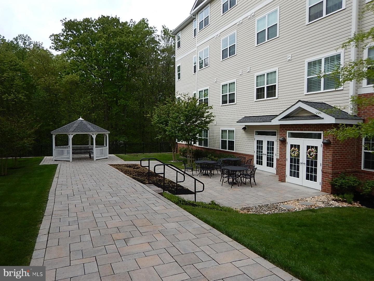633 Wallingford Road #201 photo 28