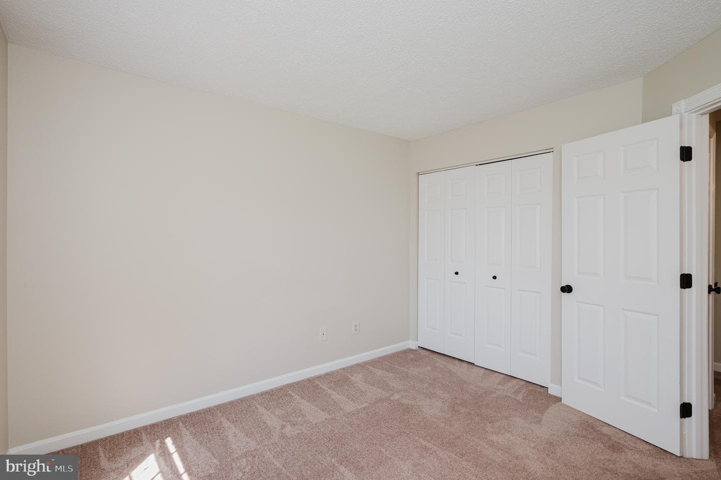 1245 Athens Court photo 32