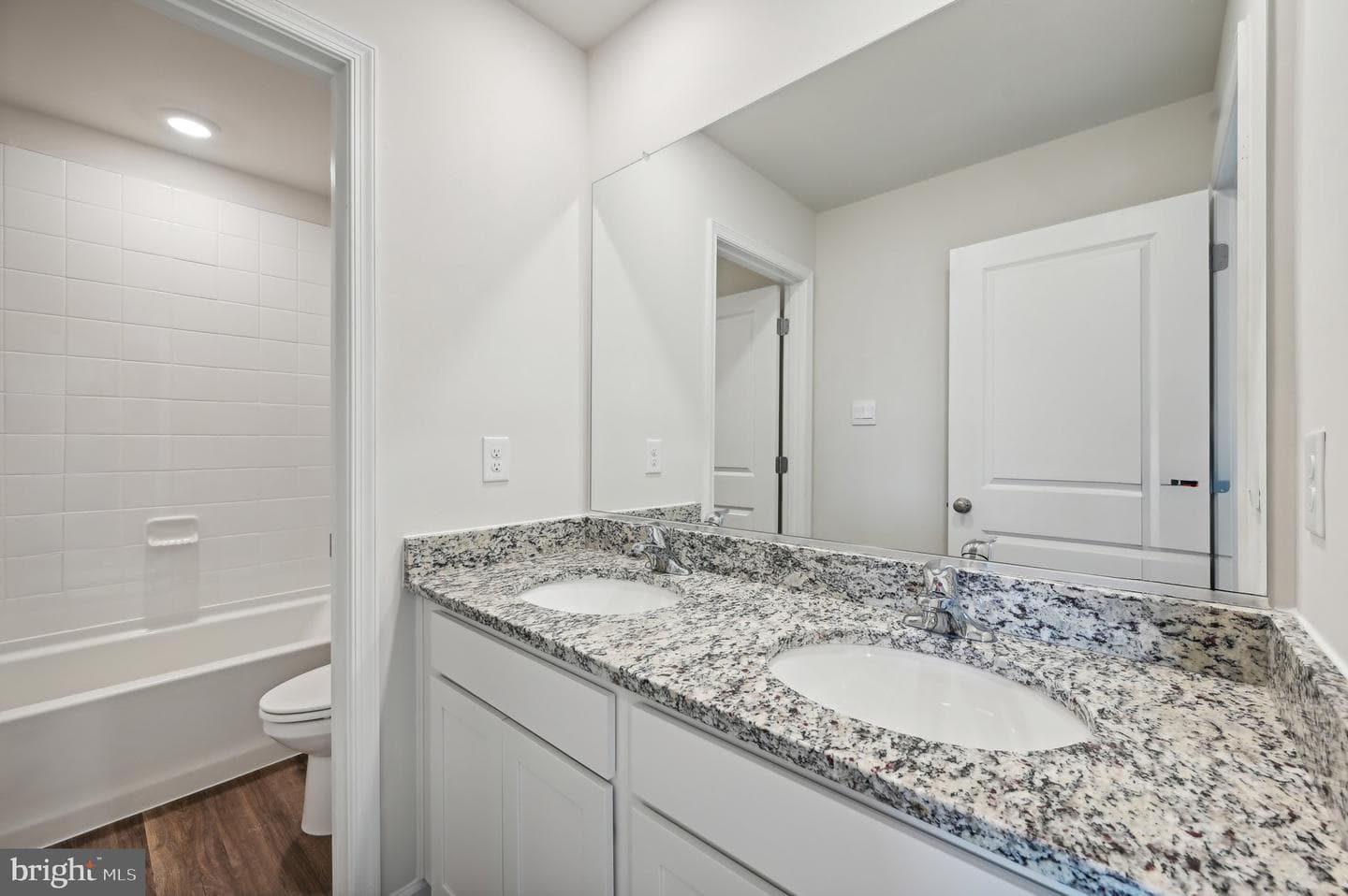 707 Managrass Drive photo 19
