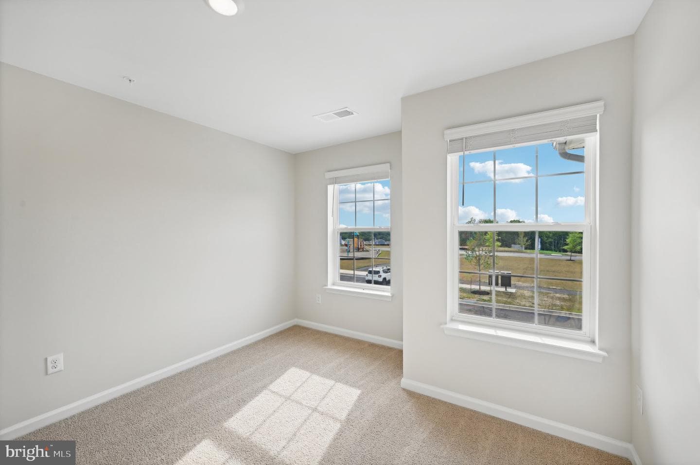 707 Managrass Drive photo 22