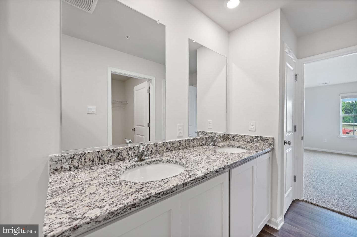 707 Managrass Drive photo 35