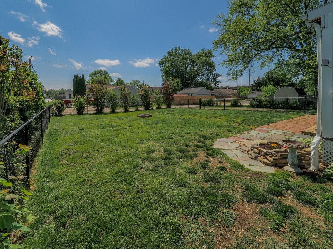 50 Mitchell Avenue photo 21