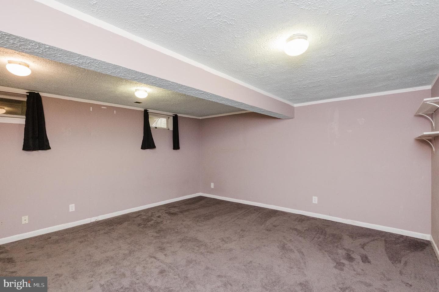 1829 Queen Anne Square photo 39