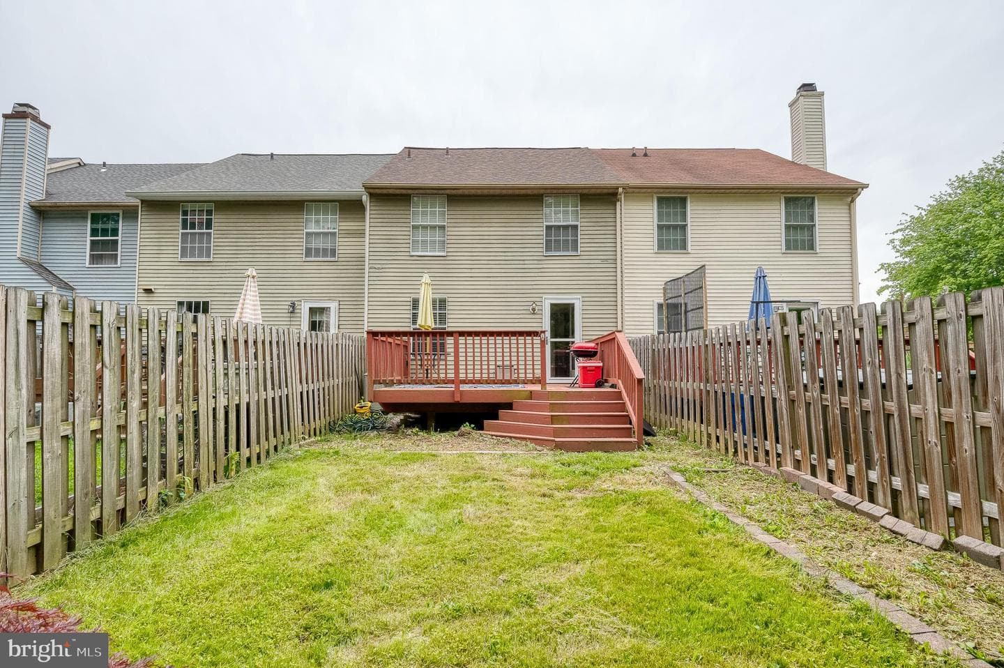 1829 Queen Anne Square photo 49