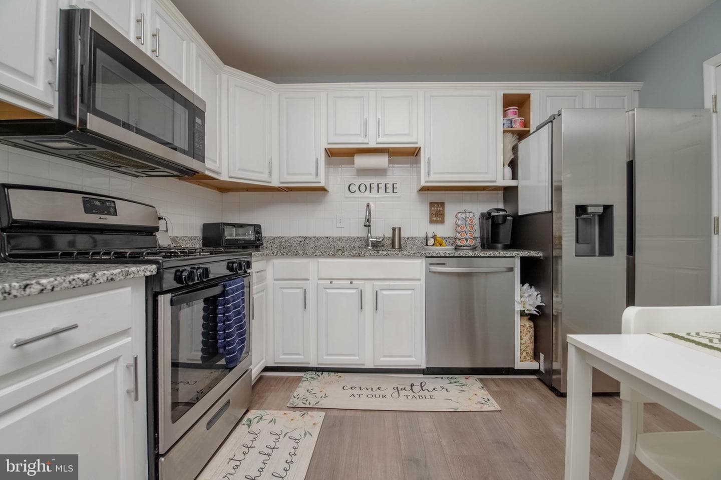 615 Wingleaf Court photo 2