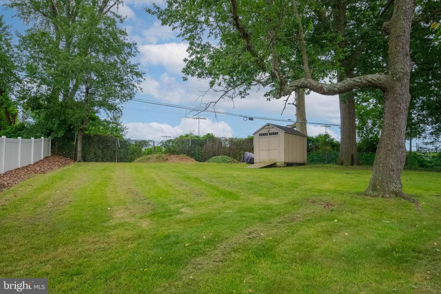 615 Wingleaf Court photo 34