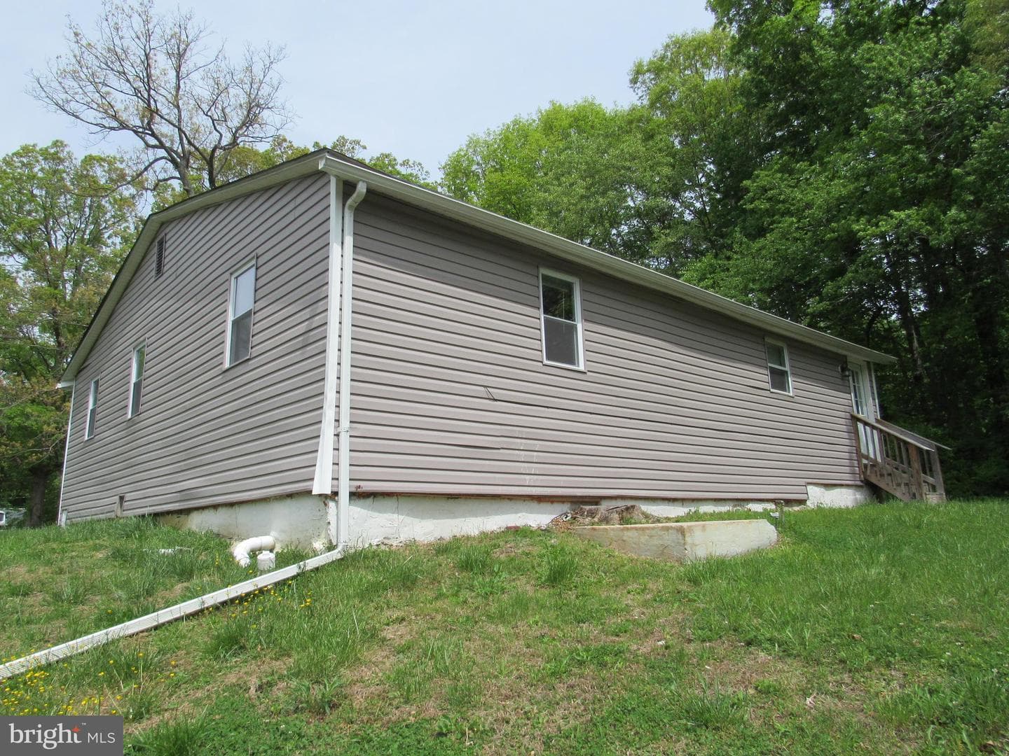 1533 Mitchell Lane, Aberdeen