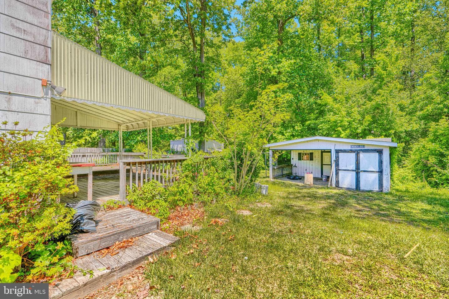 2615 Thornberry Drive photo 4