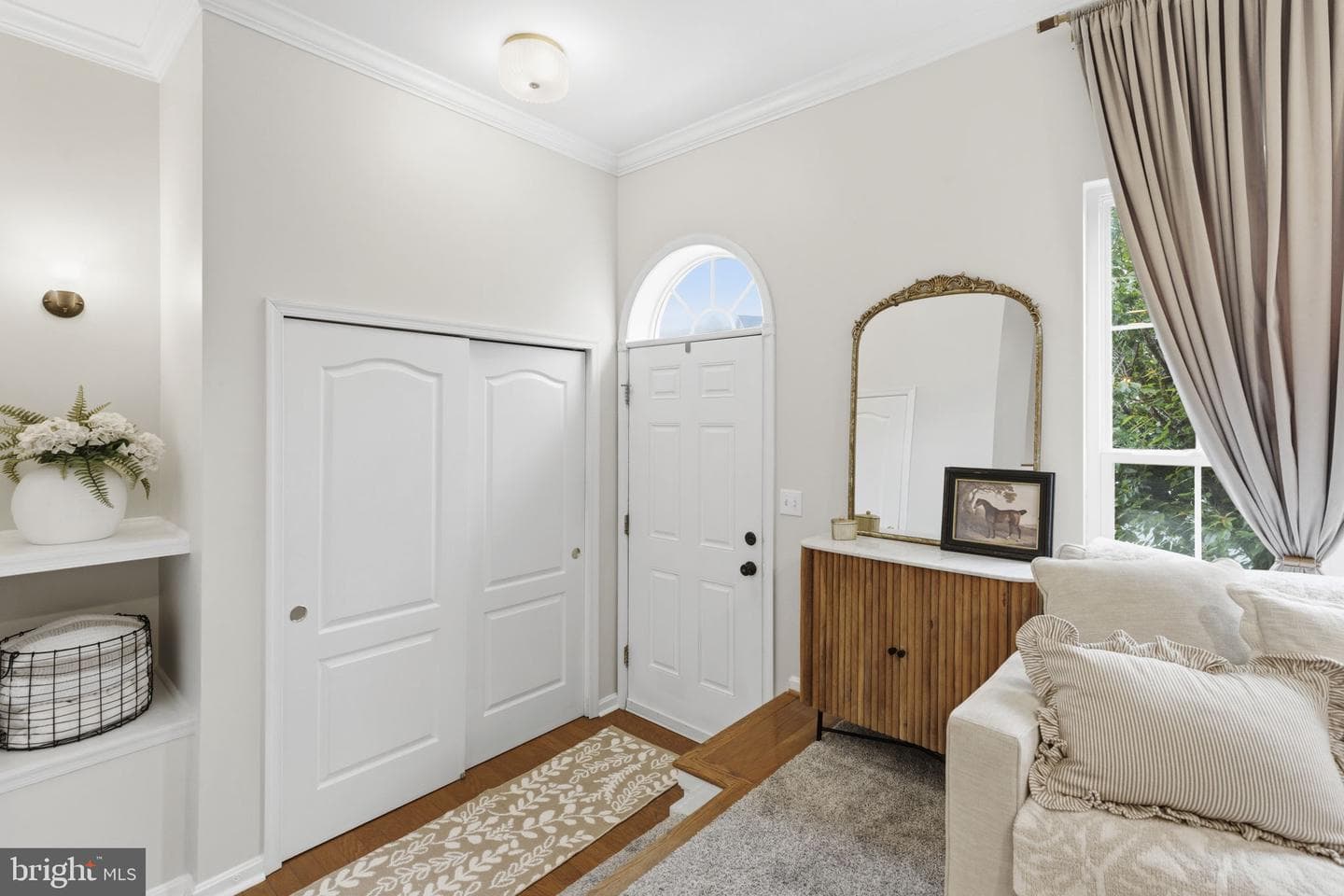 587 Kirkcaldy Way photo 4