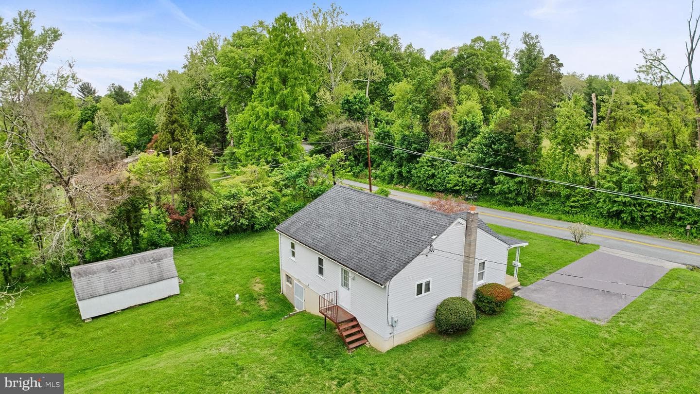 2715 Cullum Road photo 28