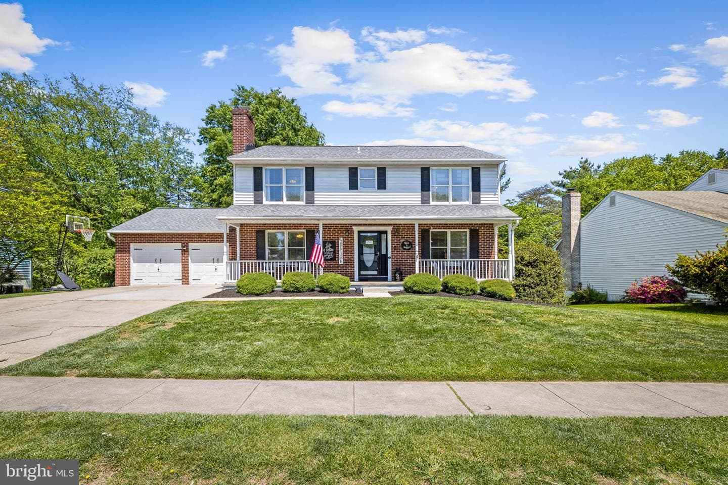702 Chambers Circle photo 3