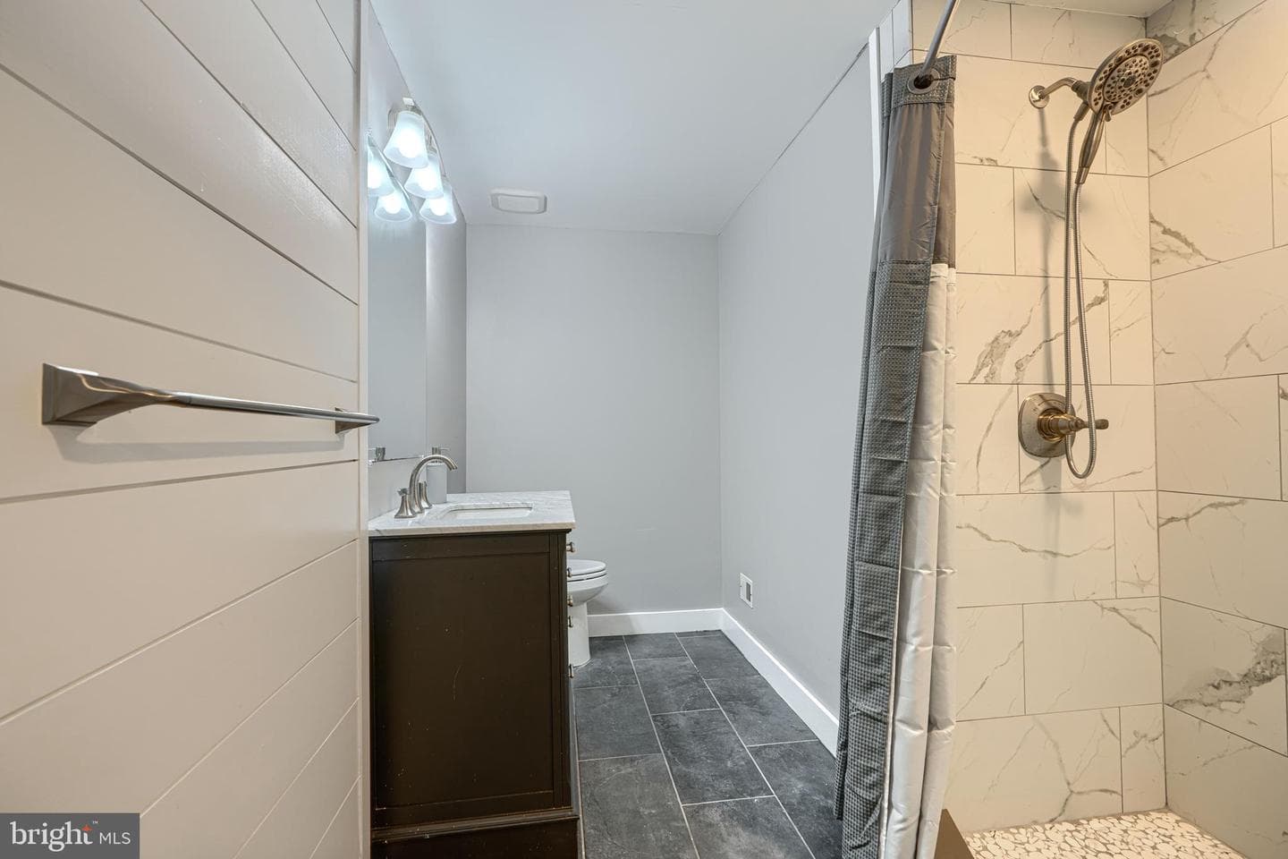 631 Nanticoke Court photo 32