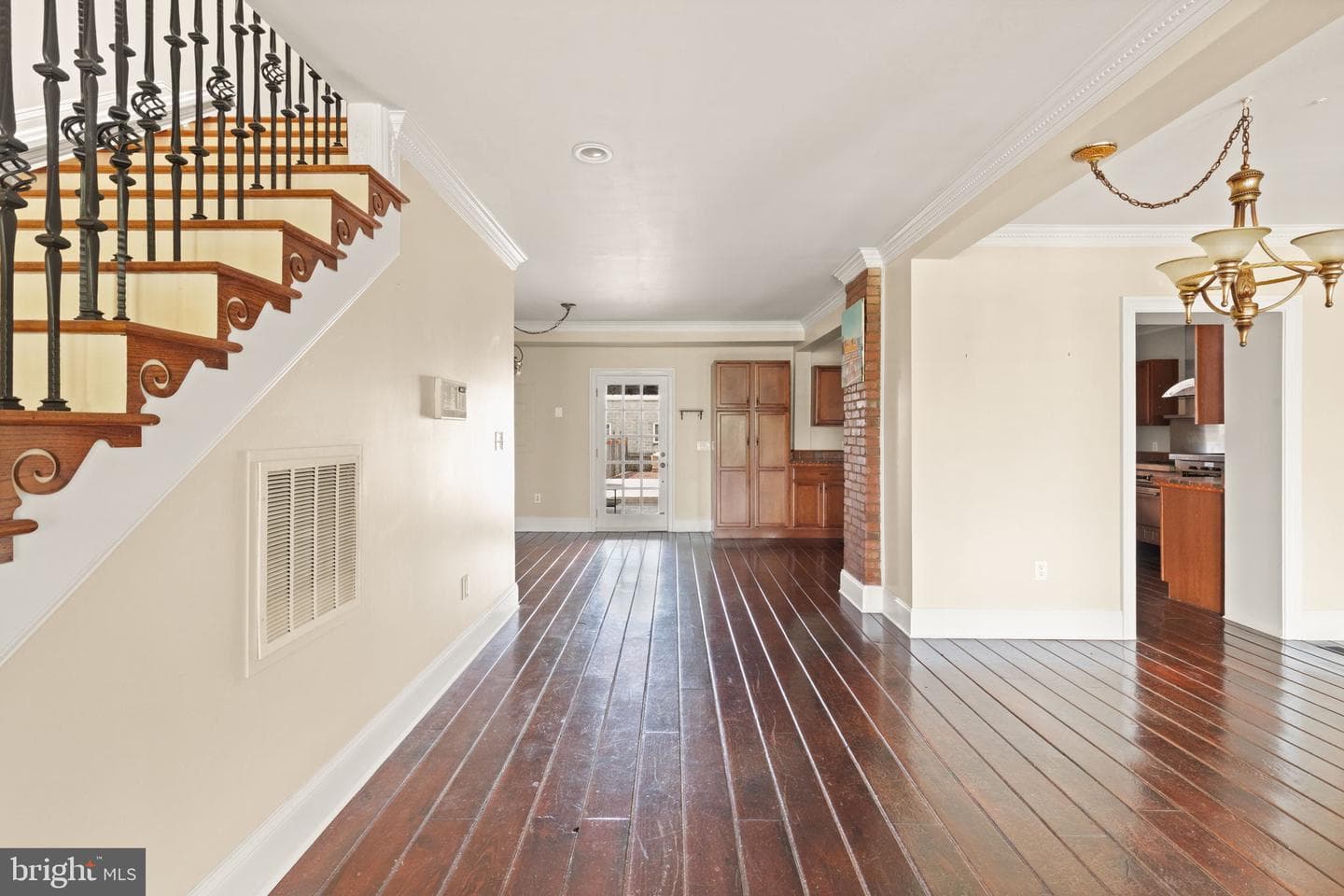 726 Green Street photo 11