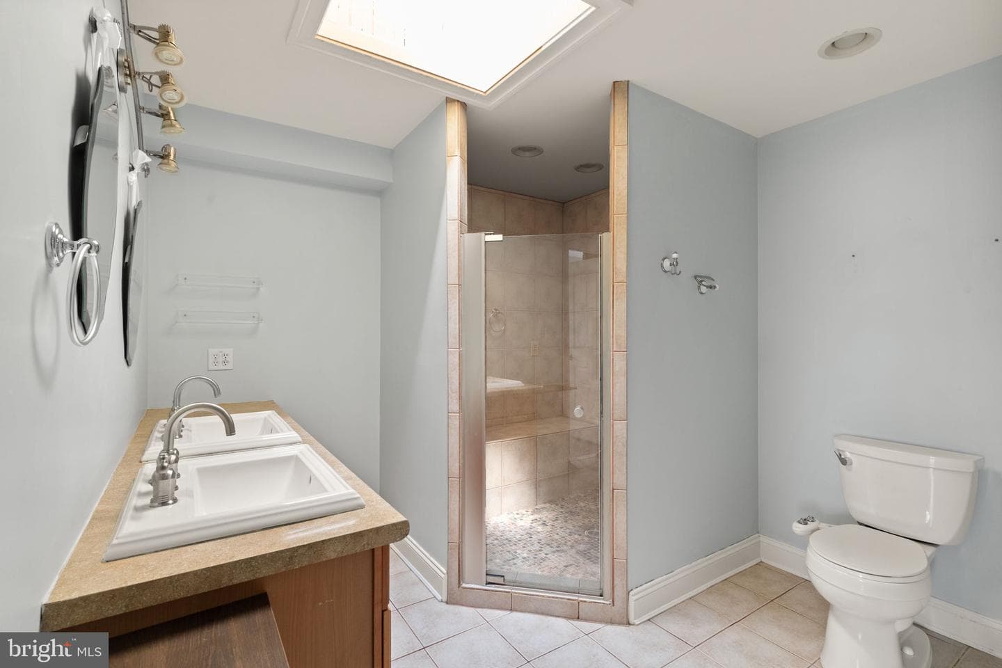 726 Green Street photo 25