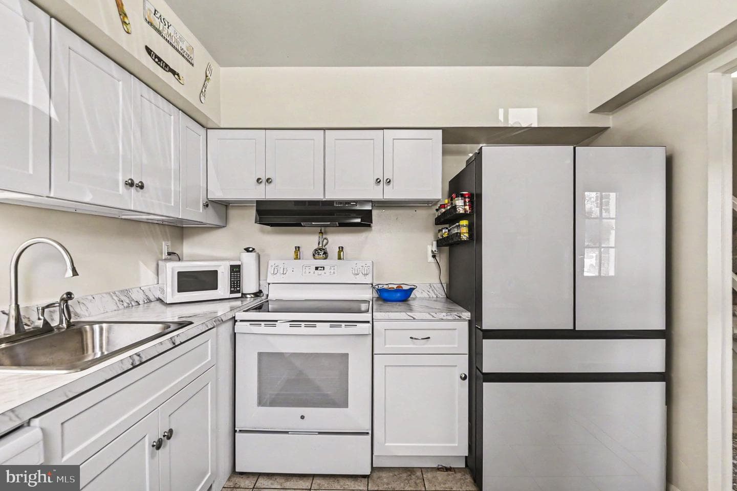 213 Foster Knoll Drive photo 3