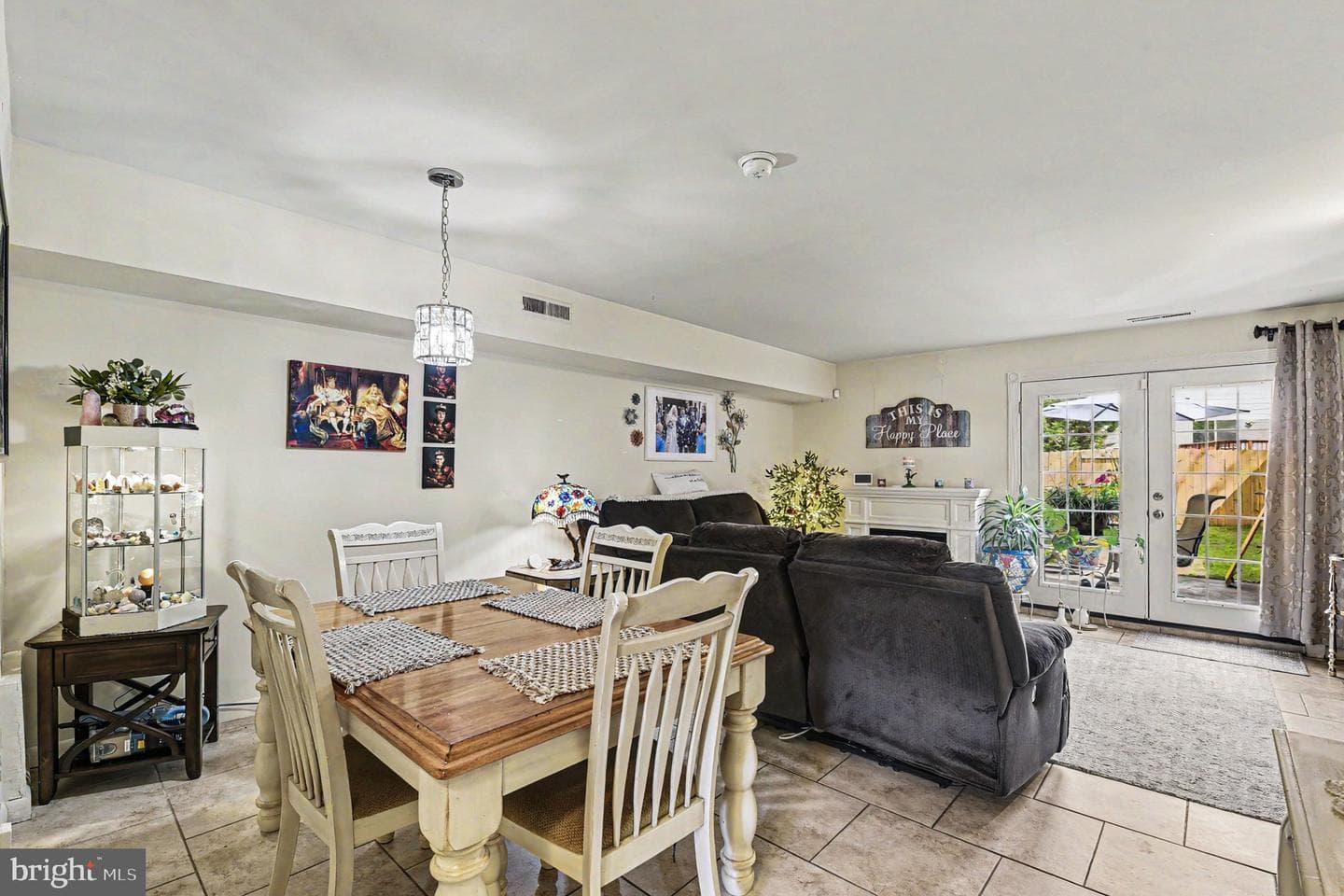 213 Foster Knoll Drive photo 9