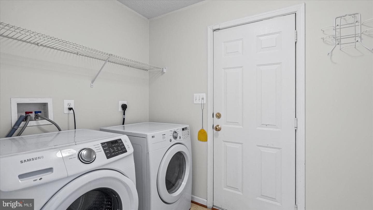 128 King James Circle photo 18