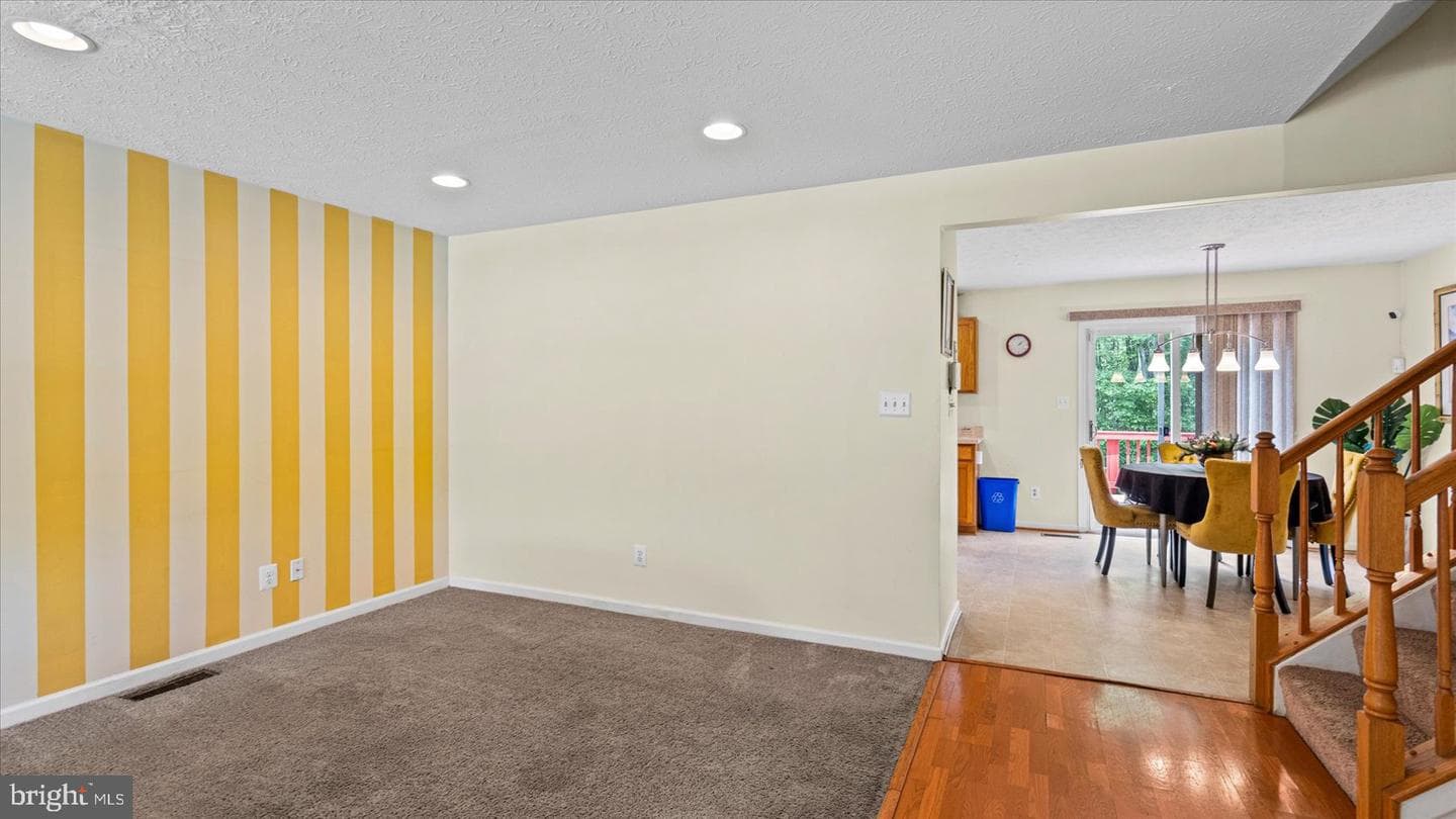 128 King James Circle photo 7