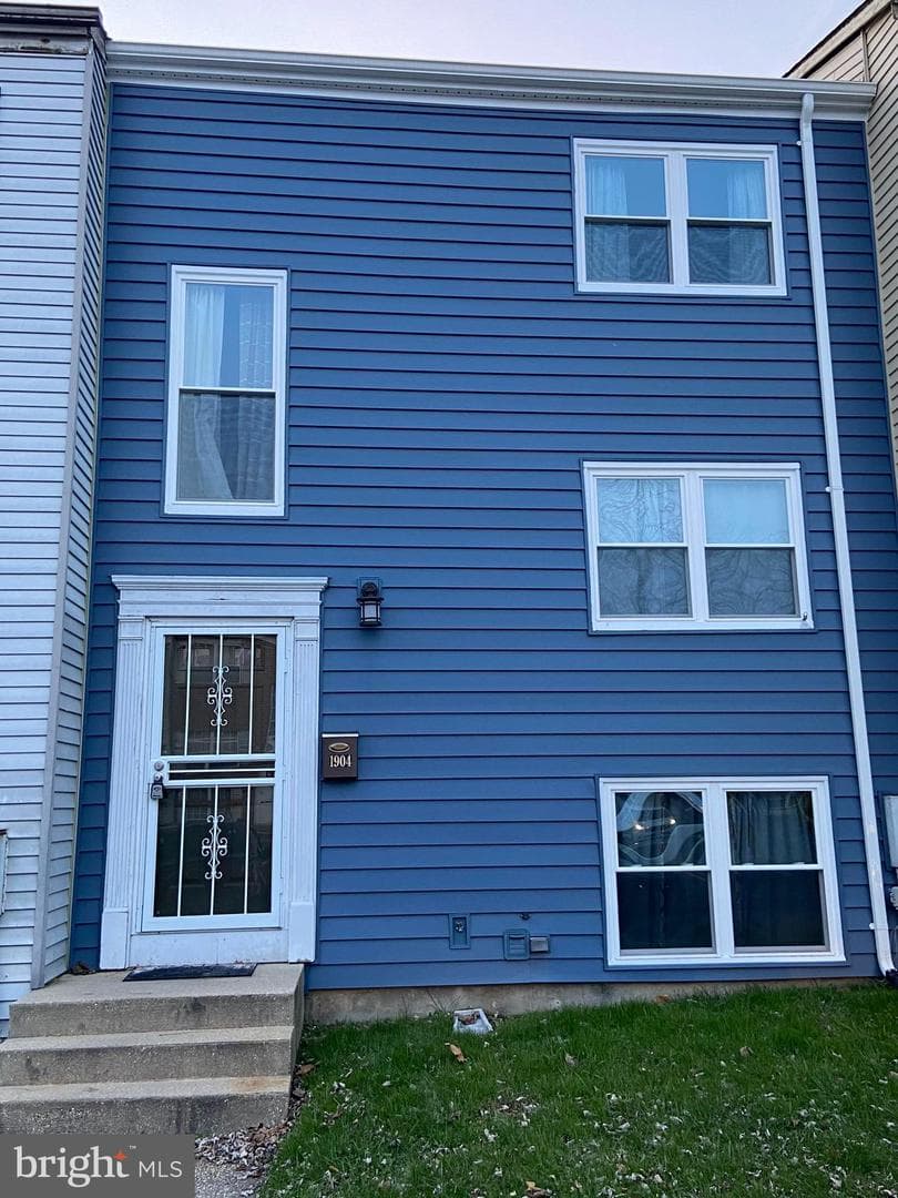 1904 Eloise Lane, Edgewood