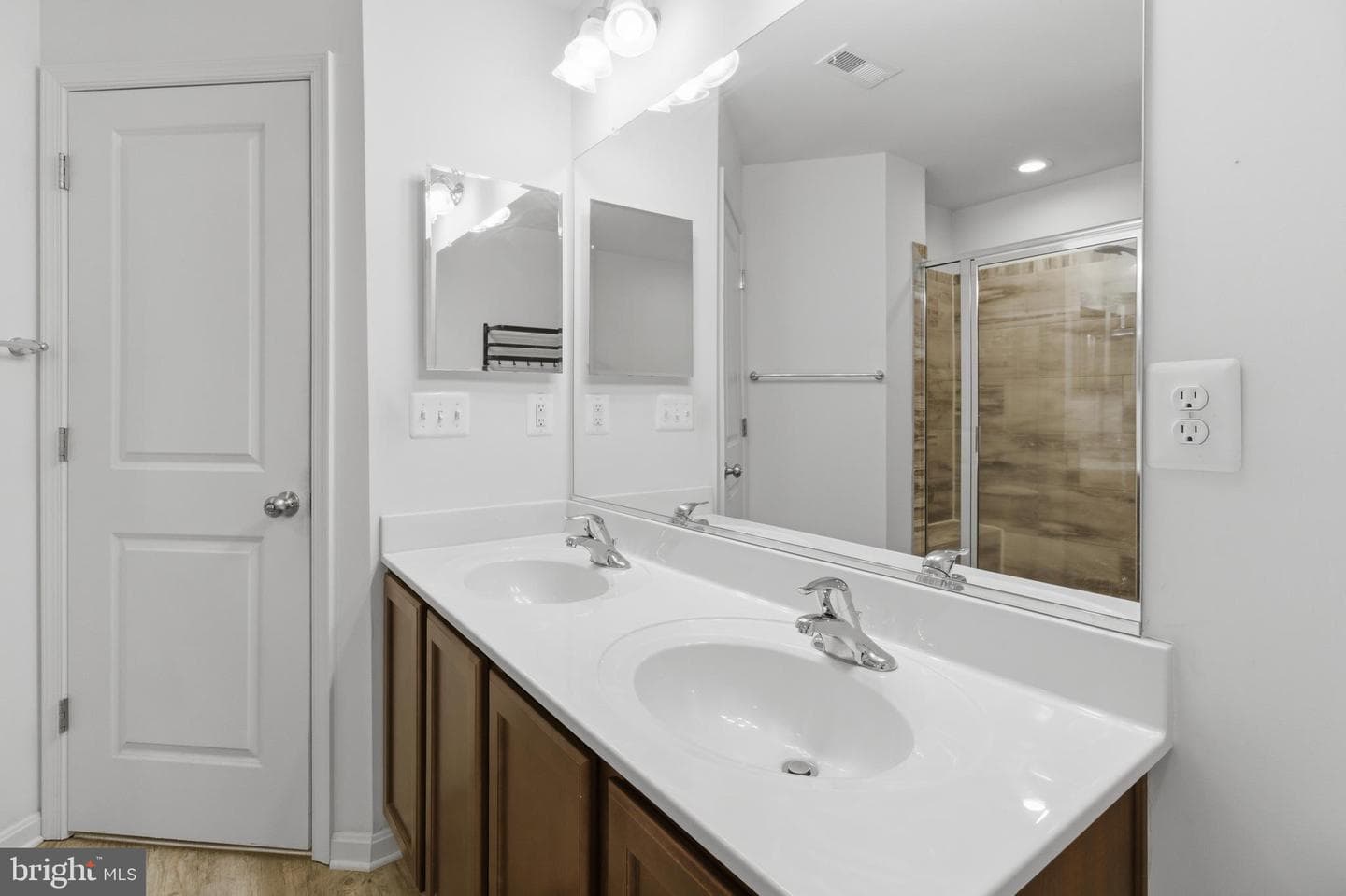 2129 Sherwood Lane photo 26