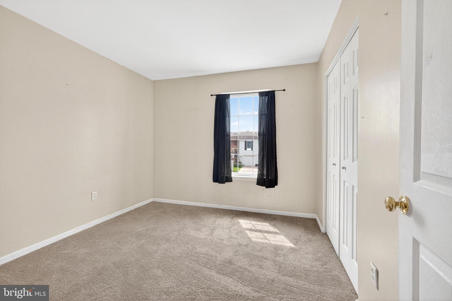 760 Cambridge Avenue photo 18